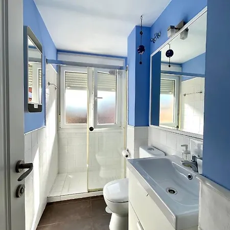 Hispalis Atico Bermejales Apartment *