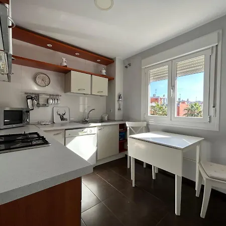 Hispalis Atico Bermejales 아파트 *